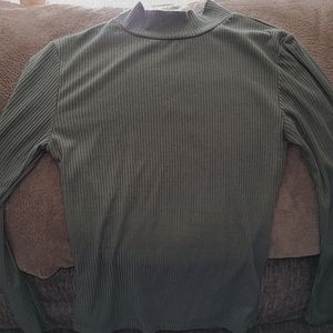 Green high neck long sleeve